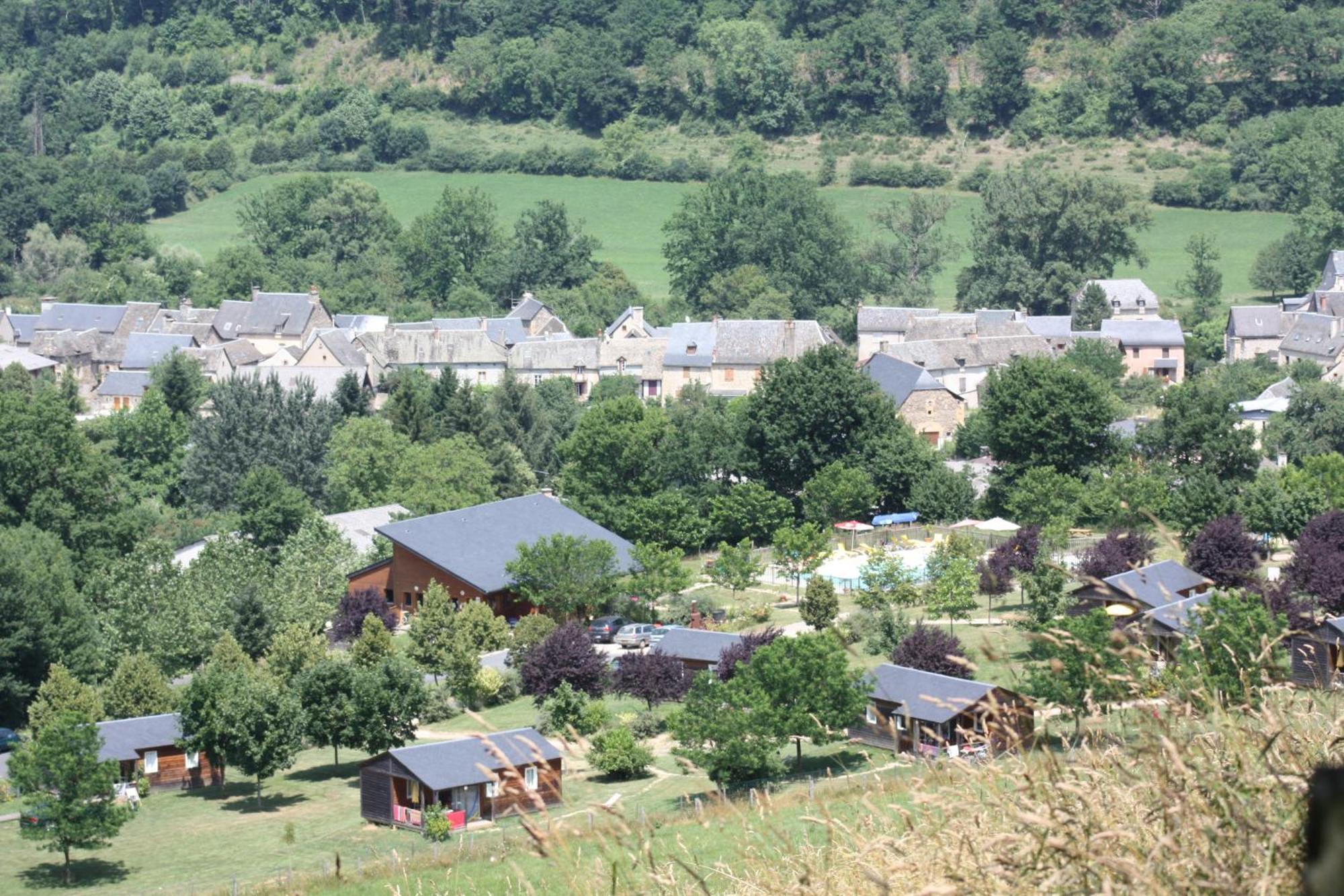 Village De Gite - La Cascade Sainte-Eulalie-d'Olt Exteriör bild